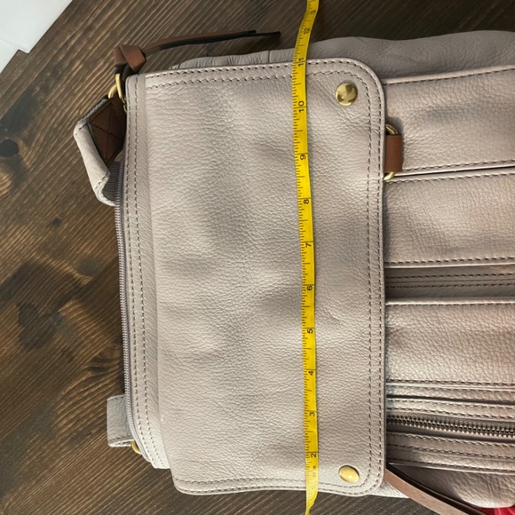 Fossil Morgan Leather Crossbody Bag - Picture 14 of 15